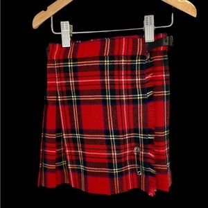James Pringle Weavers Of Scotland 4 girls Kilt